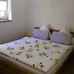 Dreimaedelhof Apartment *