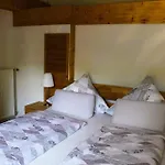 Apartment Dreimaedelhof *