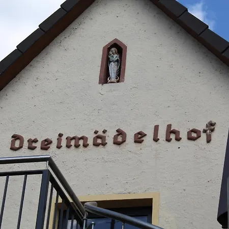 Апартаменты Dreimaedelhof